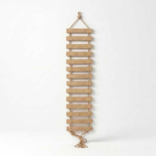Échelle murale en bois de 1m pour chat, module pin massif de la marque HammiePets, fixation murale robuste et élégante.